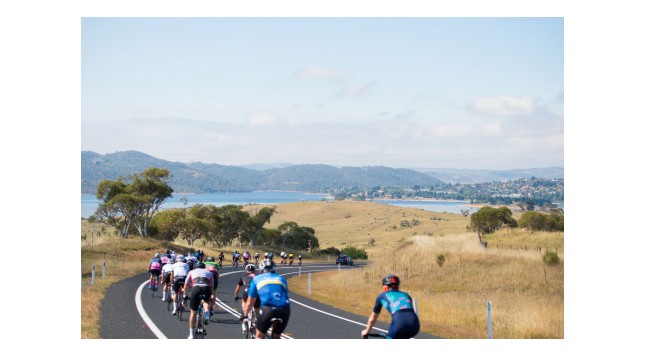 news-chain-reaction-charity-bike-ride-challenge-2016-canberra-to-melbourne-4 Stephen Cummins
